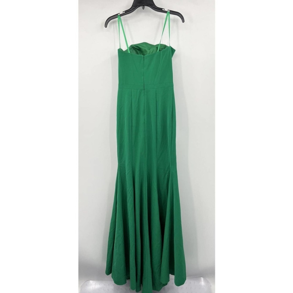 Kelly green strapless formal gown size 8 worn one time - Picture 3 of 5